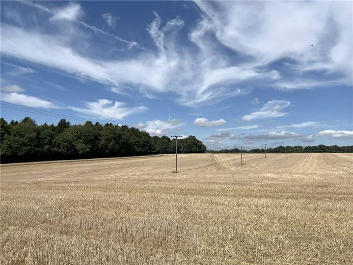 190.5 acres Land, Chalk Lane, Hyde Heath HP6 - Available