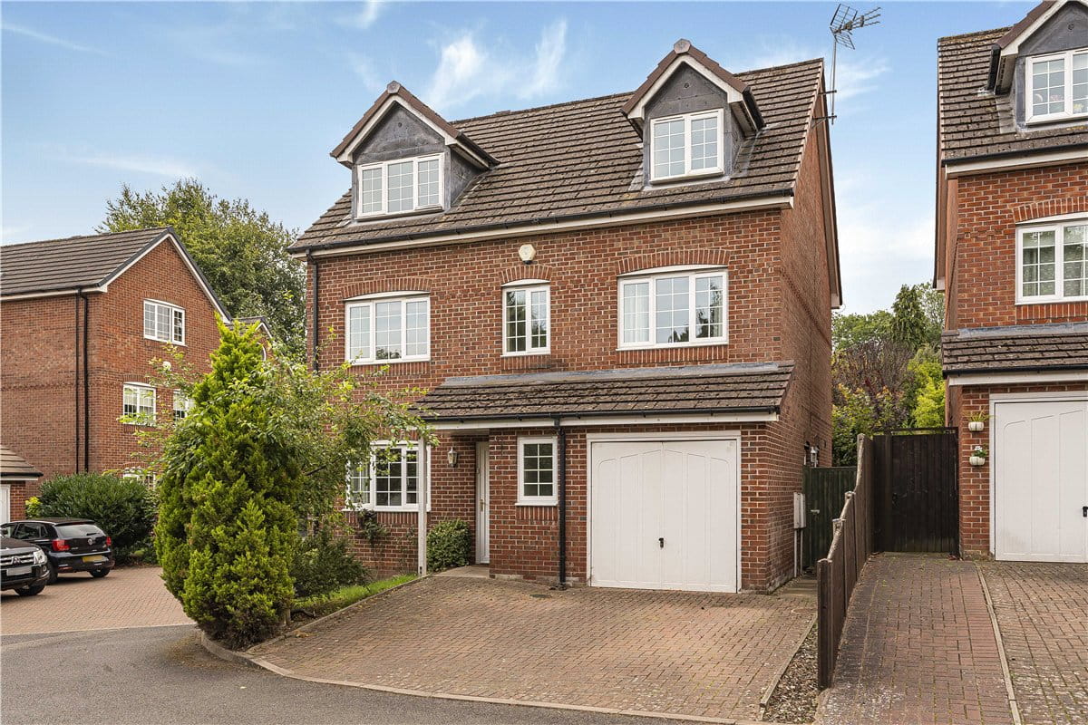 6 bedroom house, Arborfields Close, Kenilworth CV8 - Available
