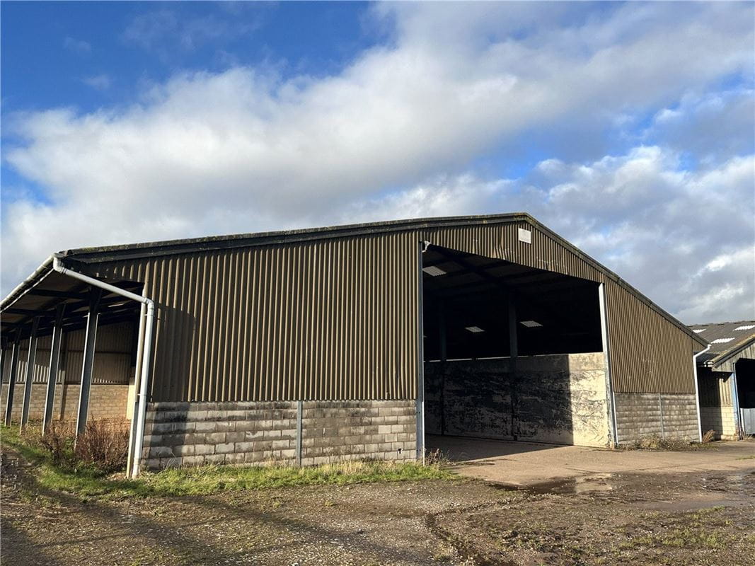  bedroom , Tolldish Lane, Great Haywood ST18 - Available