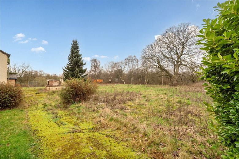 1.2 acres House, Chester Road, Preston Brook WA7 - Available