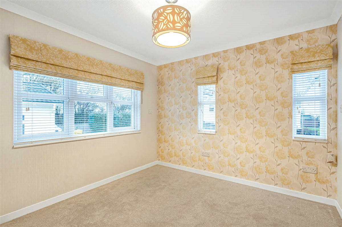  House, Red Lane, Burton Green CV8 - Available