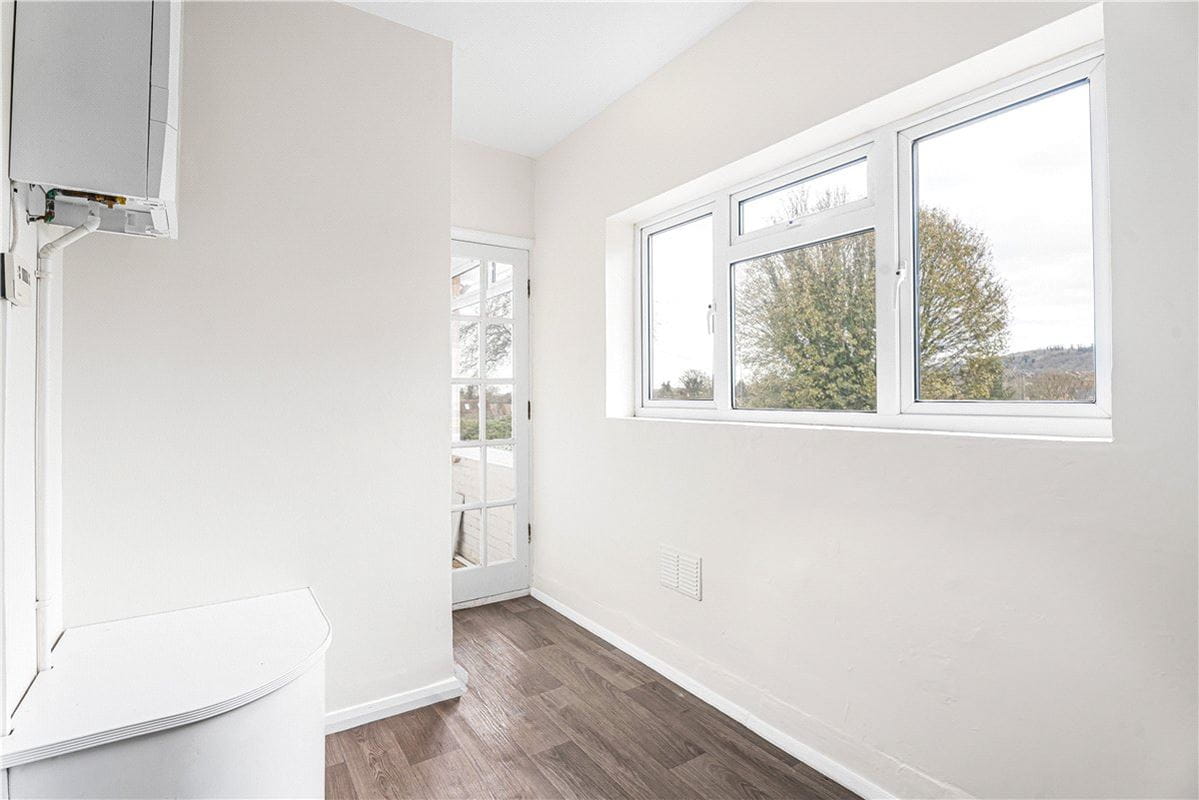 4 bedroom bungalow, South Street, Wendover HP22 - Available