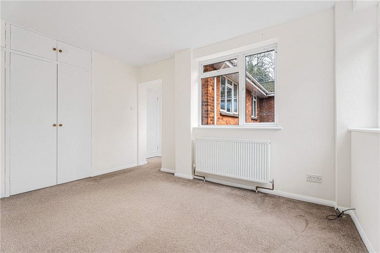 4 bedroom bungalow, South Street, Wendover HP22 - Available