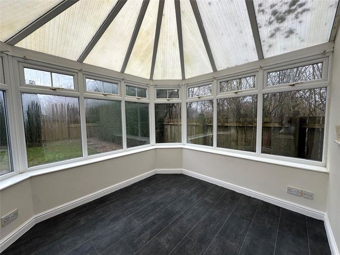 4 bedroom house, Sherbourne Avenue, Bramley S66 - Available