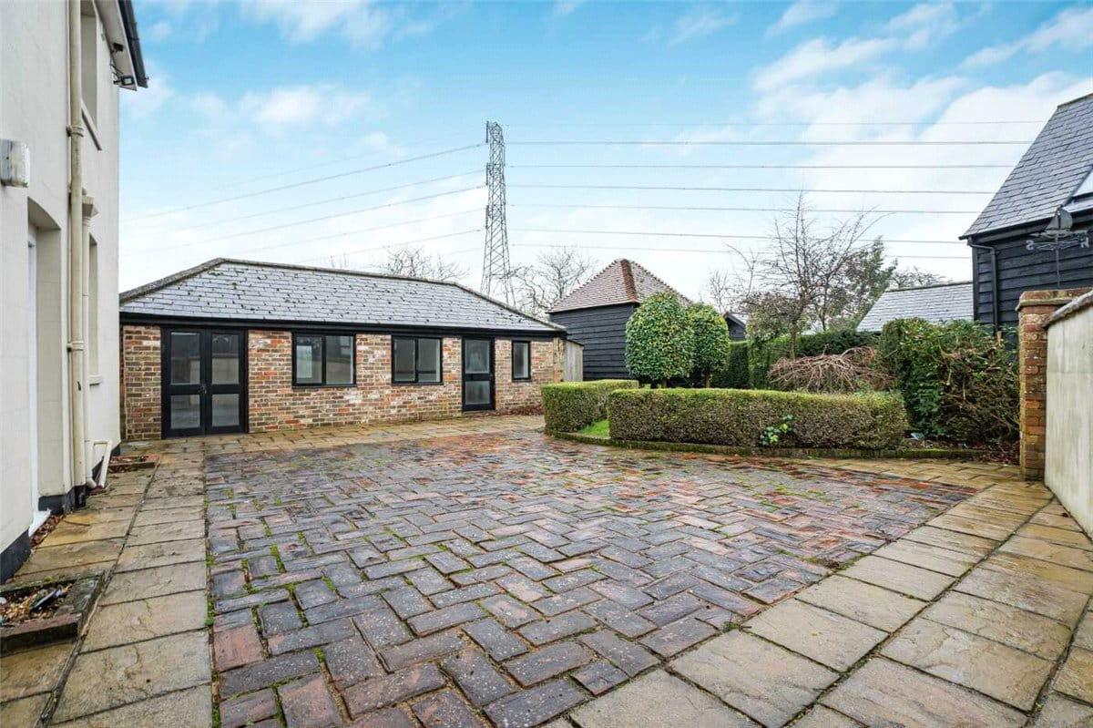 4 bedroom house, Cudsdens Court, Great Missenden HP16 - Available