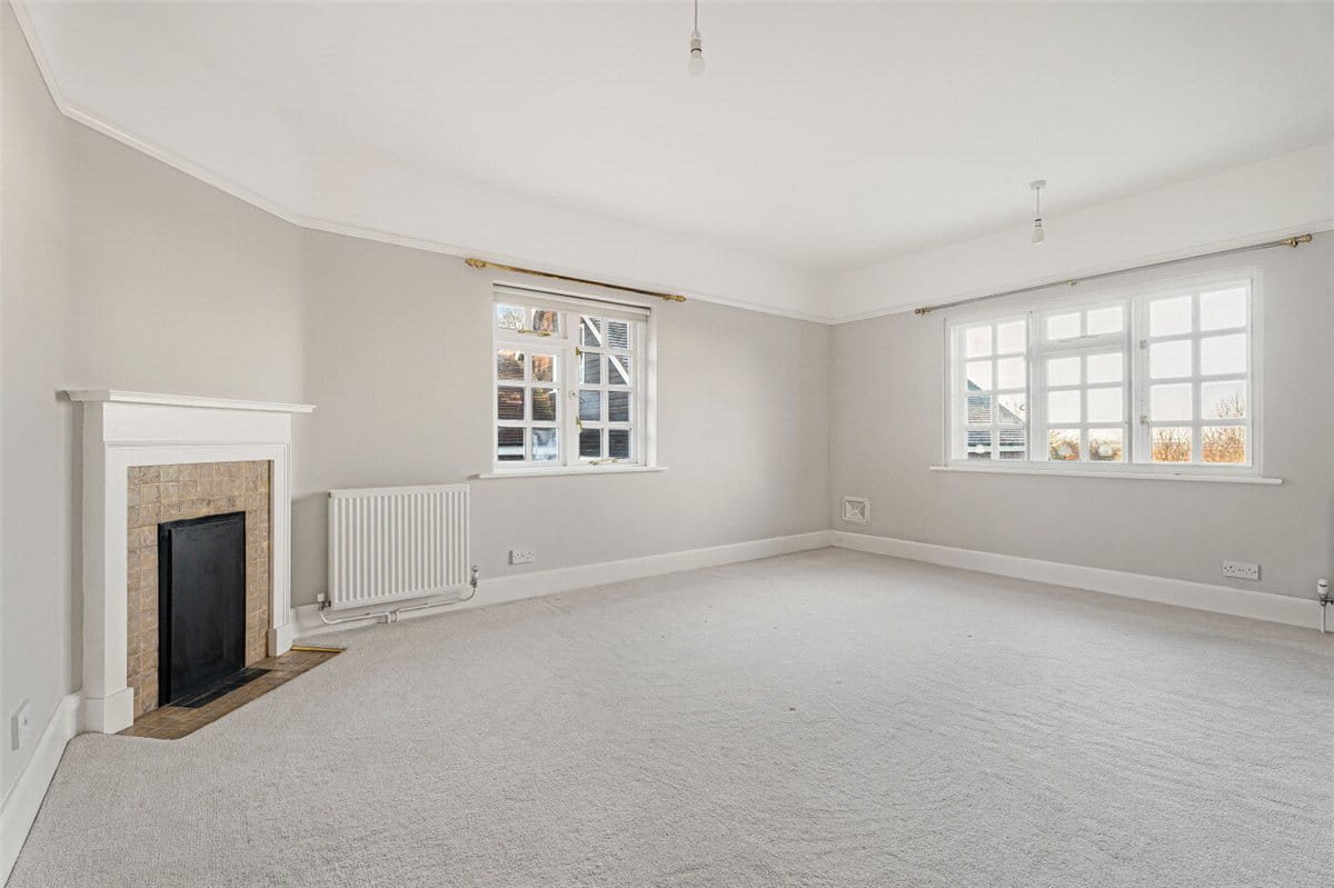 5 bedroom house, Ellesborough Road, Wendover HP22 - Available