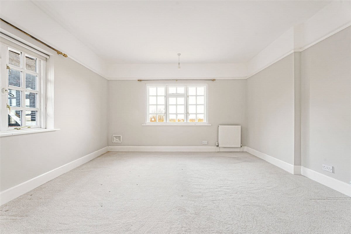 5 bedroom house, Ellesborough Road, Wendover HP22 - Available