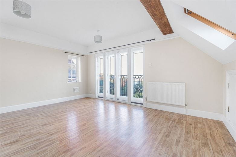 5 bedroom house, Ellesborough Road, Wendover HP22 - Available