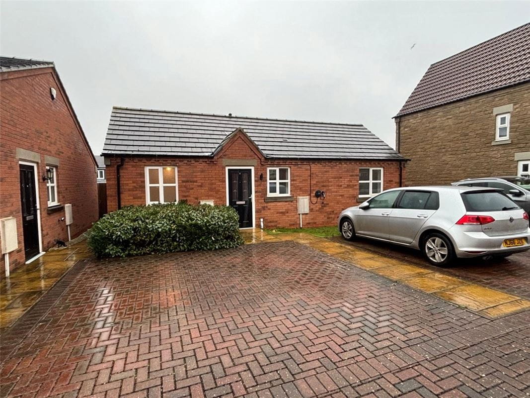 2 bedroom bungalow, Tomlinson Close, Newton DE55 - Let Agreed