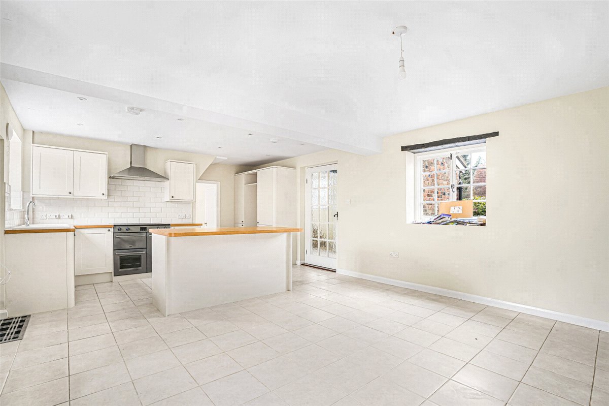  House, Aylesbury Road, Great Missenden HP16 - Available