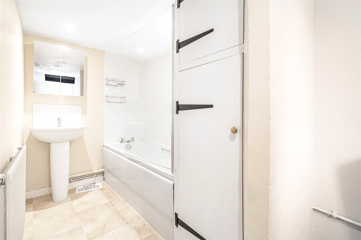  House, Aylesbury Road, Great Missenden HP16 - Available