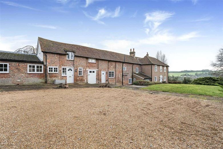  House, Aylesbury Road, Great Missenden HP16 - Available