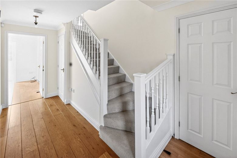 6 bedroom house, Arborfields Close, Kenilworth CV8 - Available