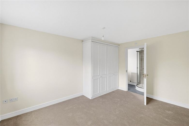 6 bedroom house, Arborfields Close, Kenilworth CV8 - Available