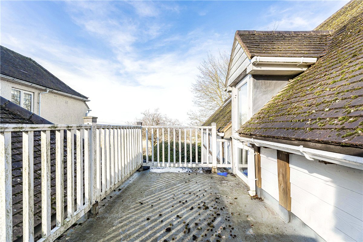 6 bedroom house, Ellesborough Road, Wendover HP22 - Available