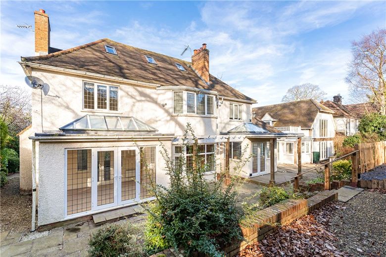 6 bedroom house, Ellesborough Road, Wendover HP22 - Available