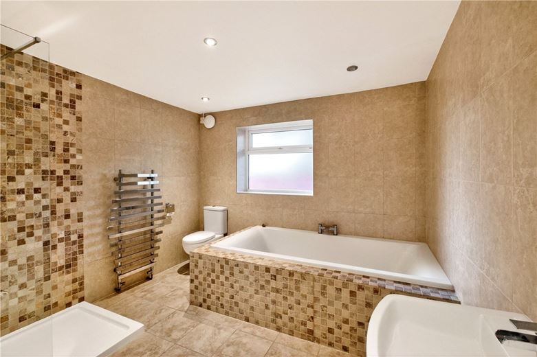 3 bedroom house, Gilson Road, Coleshill B46 - Let Agreed