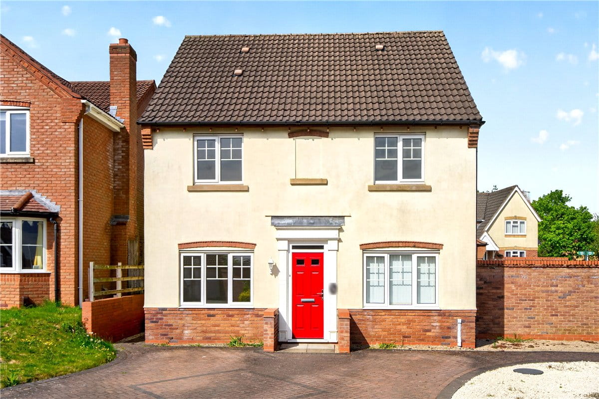 4 bedroom house, Amersham Way, Measham DE12 - Available