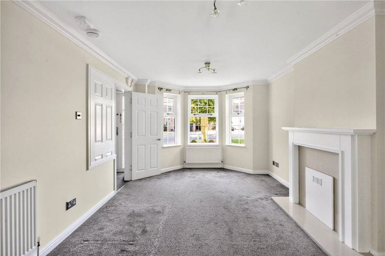 4 bedroom house, Wood Fields, Bramley S66 - Available