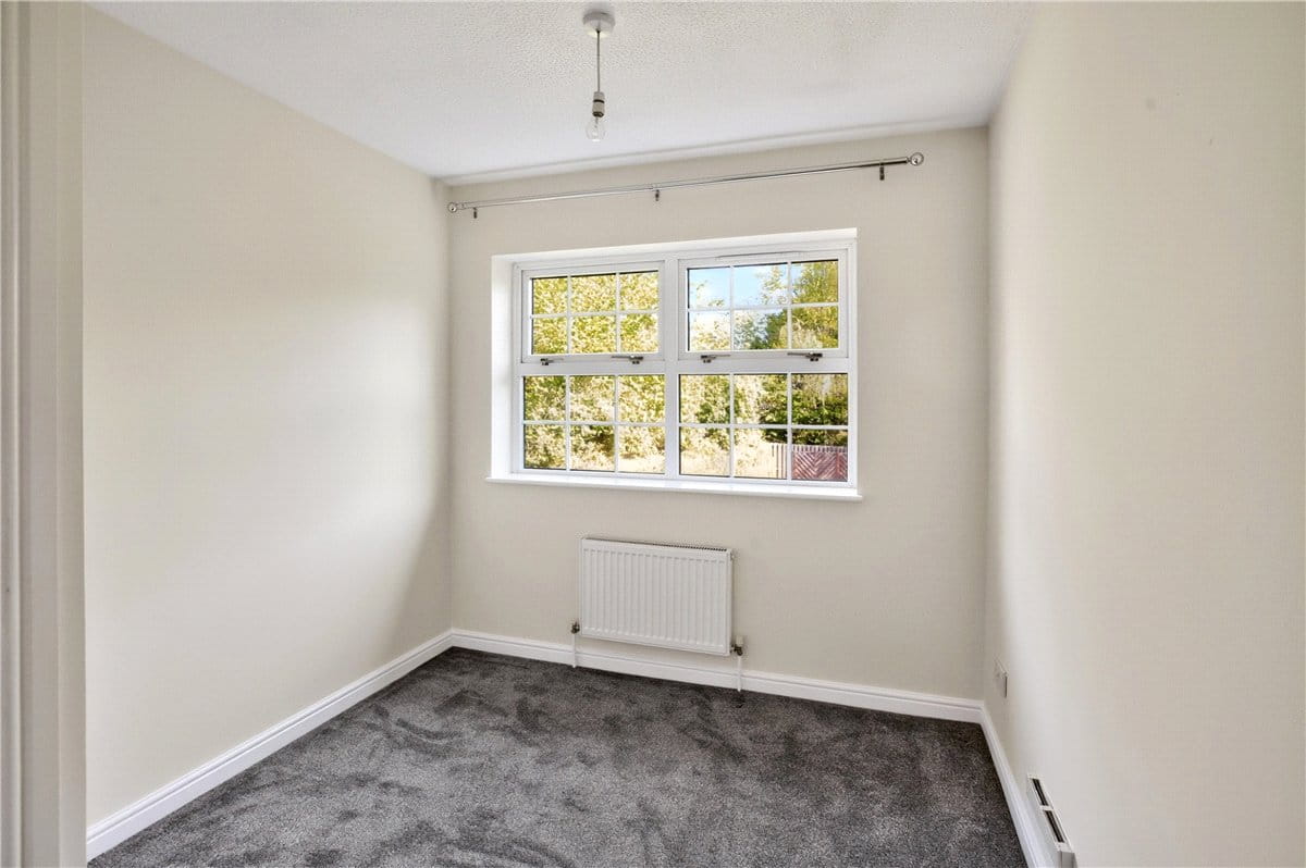 4 bedroom house, Wood Fields, Bramley S66 - Available