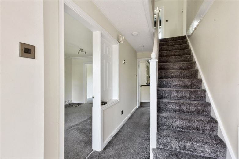 4 bedroom house, Wood Fields, Bramley S66 - Available