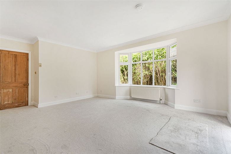 4 bedroom bungalow, Nash Lee Lane, Wendover HP22 - Available