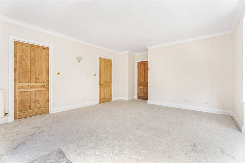 4 bedroom bungalow, Nash Lee Lane, Wendover HP22 - Available