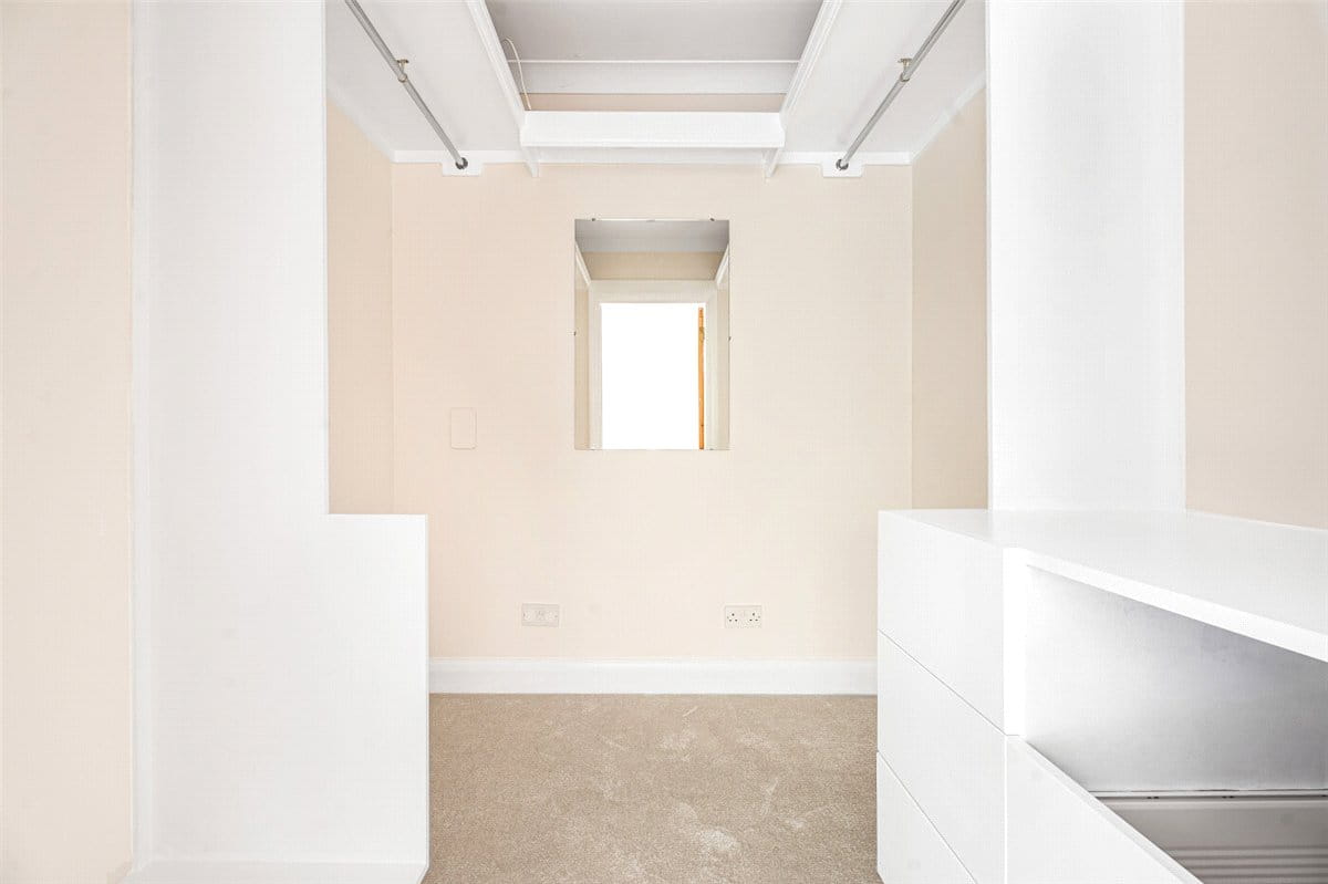 4 bedroom bungalow, Nash Lee Lane, Wendover HP22 - Available