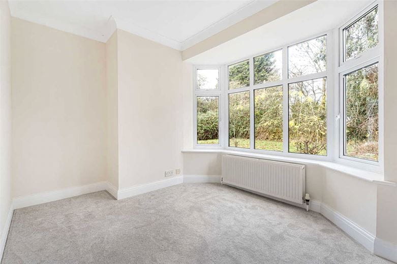 4 bedroom bungalow, Nash Lee Lane, Wendover HP22 - Available