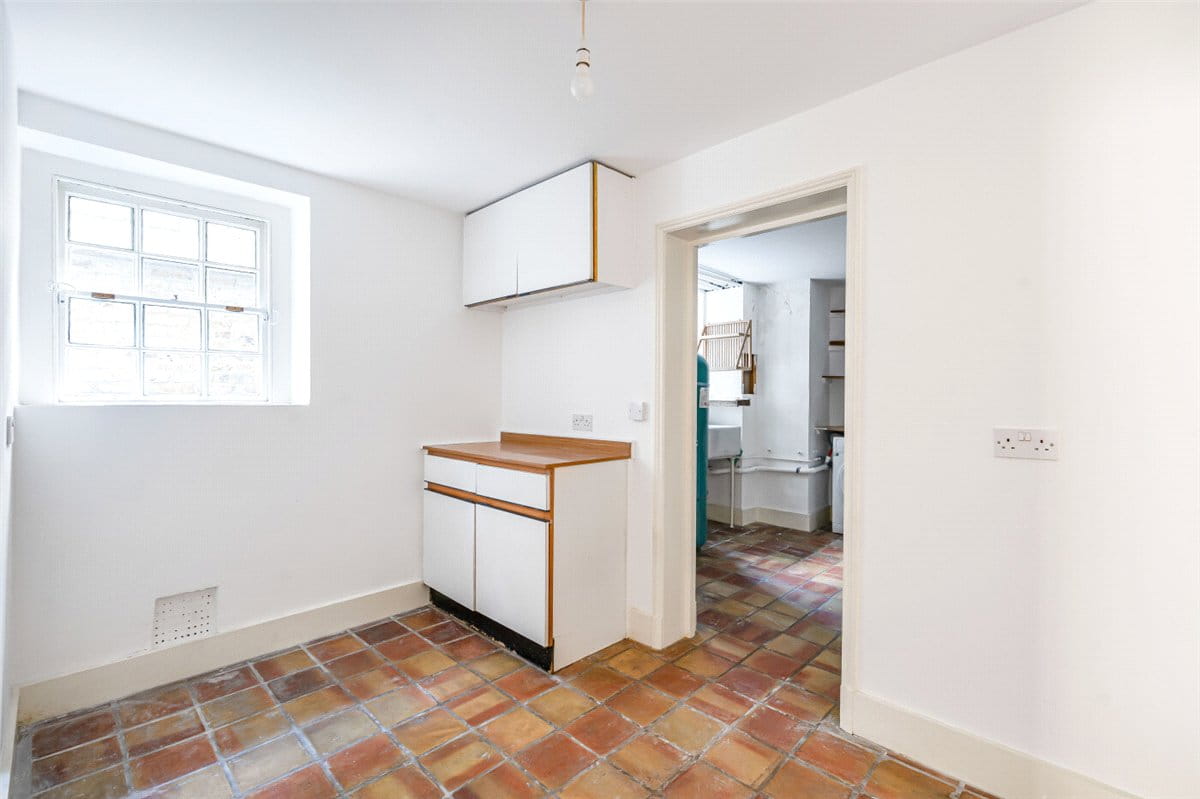 4 bedroom house, Park Village West, London NW1 - Available