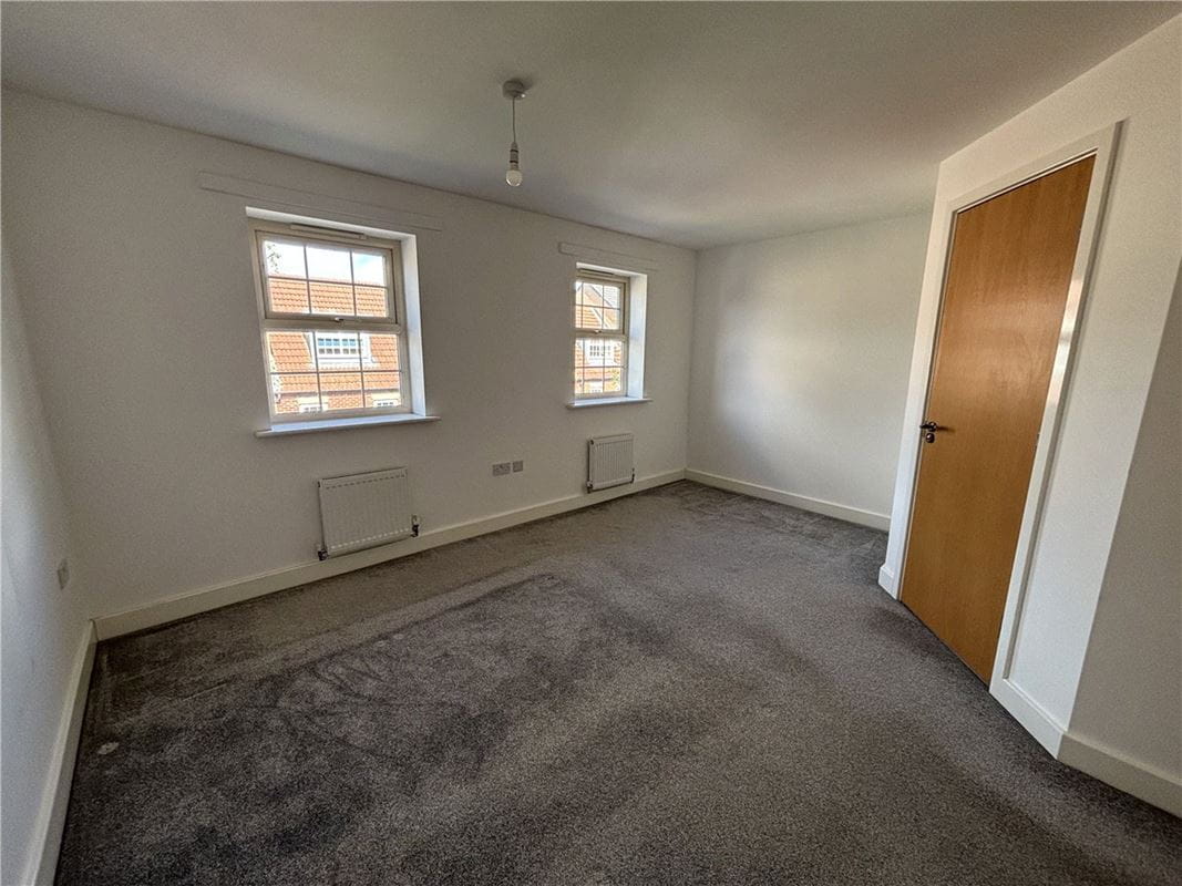 4 bedroom house, Comelybank Drive, Mexborough S64 - Available