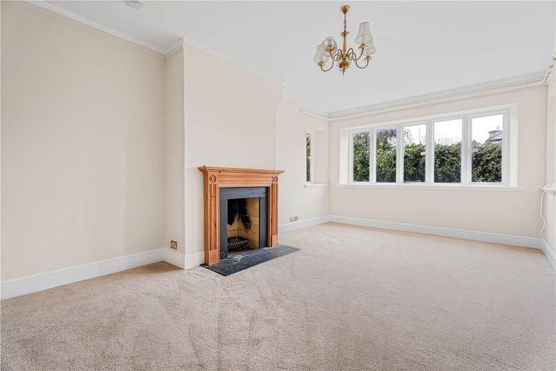 9 bedroom house, Turweston, Brackley NN13 - Available