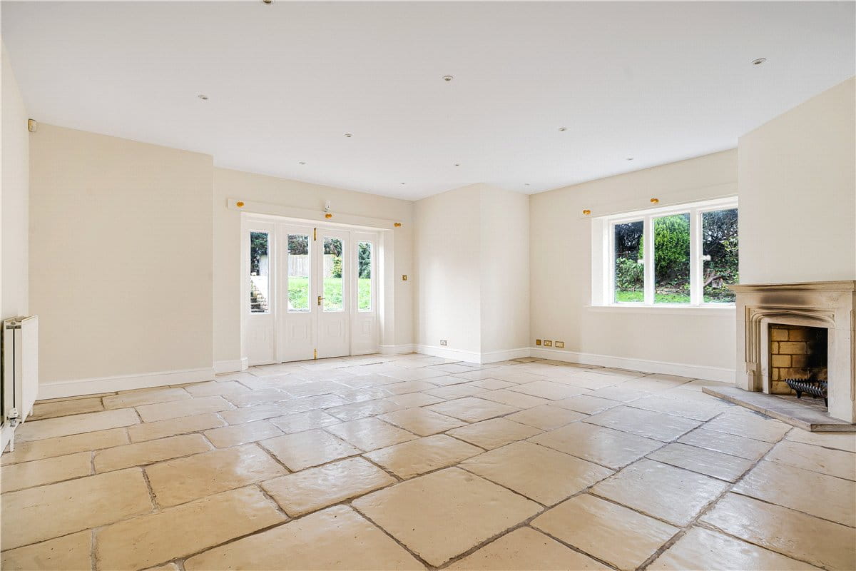 9 bedroom house, Turweston, Brackley NN13 - Available