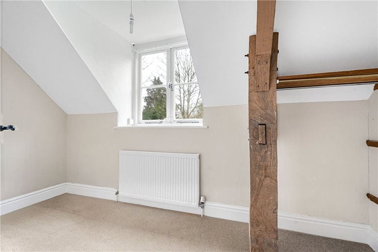 9 bedroom house, Turweston, Brackley NN13 - Available