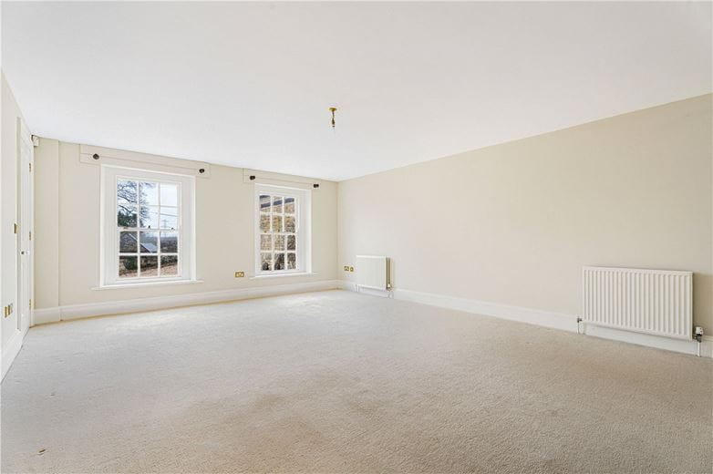 9 bedroom house, Turweston, Brackley NN13 - Available