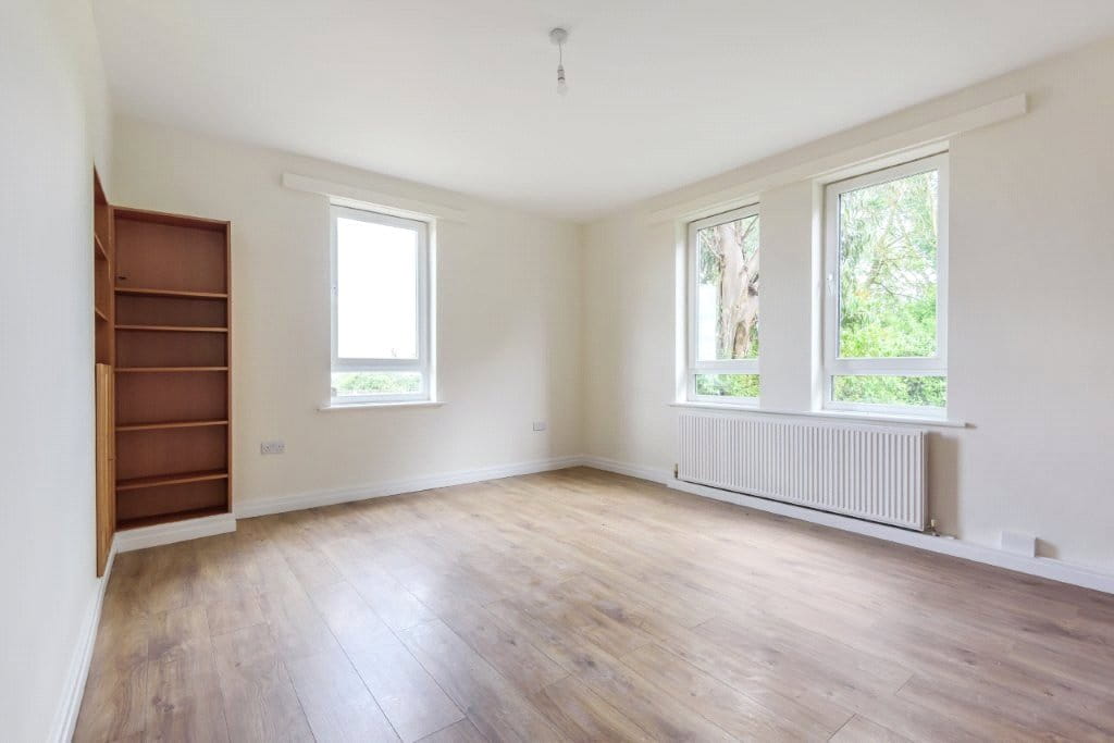 5 bedroom house, Holmsley Lane, Brierley S72 - Available