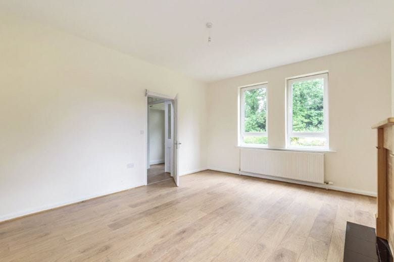 5 bedroom house, Holmsley Lane, Brierley S72 - Available