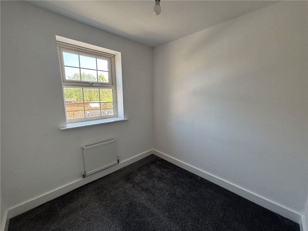 3 bedroom house, Comelybank Drive, Mexborough S64 - Available