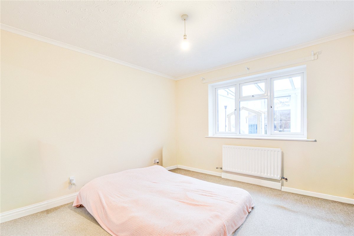 2 bedroom bungalow, Stradbroke Close, Lowton WA3 - Let Agreed