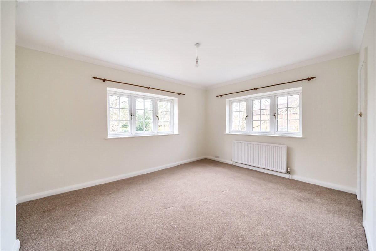 4 bedroom house, Ballinger Road, South Heath HP16 - Available