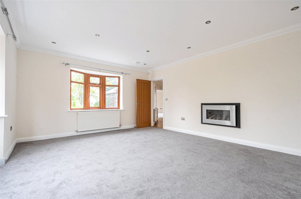 5 bedroom house, Tolldish Lane, Great Haywood ST18