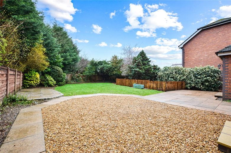 4 bedroom house, Burnside, Hale Barns WA15 - Available