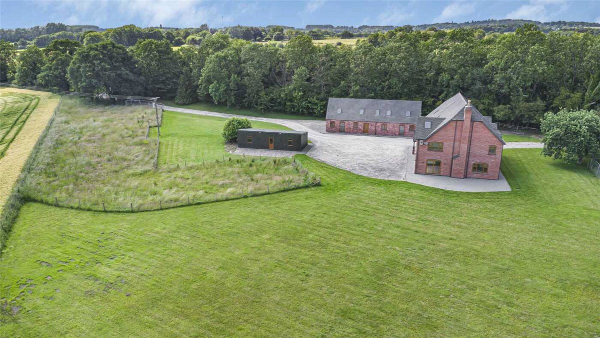 14 bedroom house, Yarnfield Lane, Yarnfield ST15 - Available