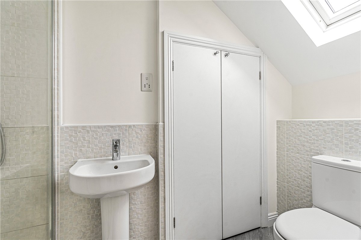 4 bedroom house, Thurgaton Way, Newton DE55 - Available