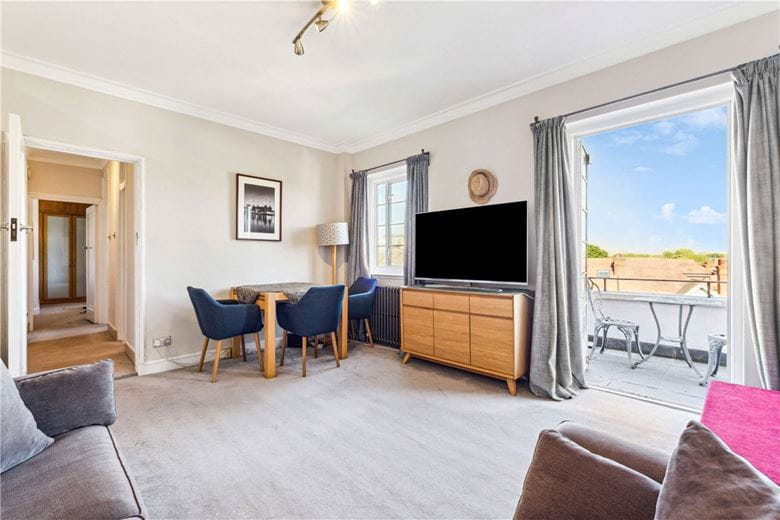 1 bedroom flat, Watchfield Court, Sutton Court Road W4 - Sold STC