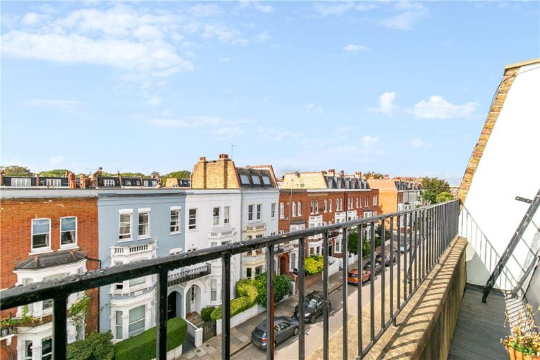 2 bedroom flat, Waldemar Avenue, London SW6 - Sold