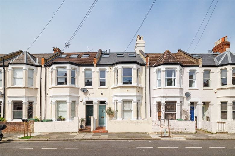 2 bedroom flat, Mablethorpe Road, Fulham SW6 - Sold STC