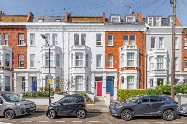 3 bedroom flat, Oxberry Avenue, London SW6 - Sold STC