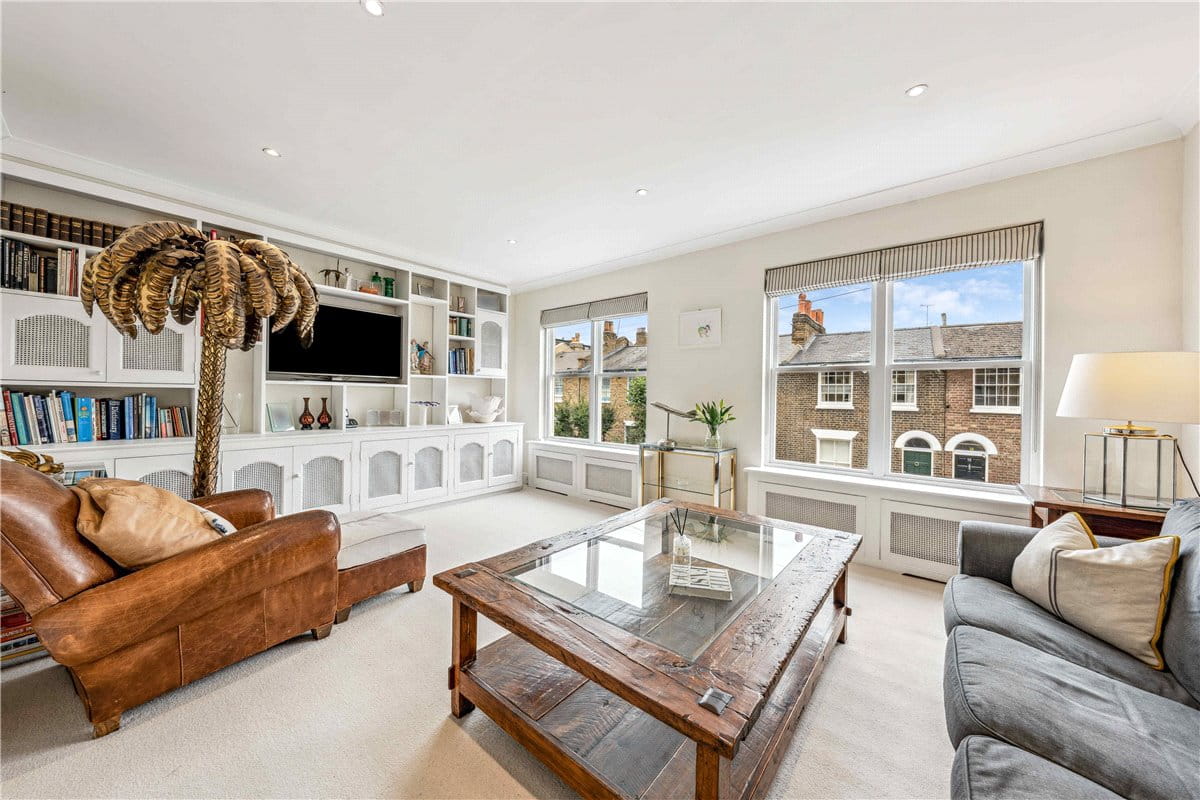 3 bedroom house, Burlington Road, London SW6 - Available