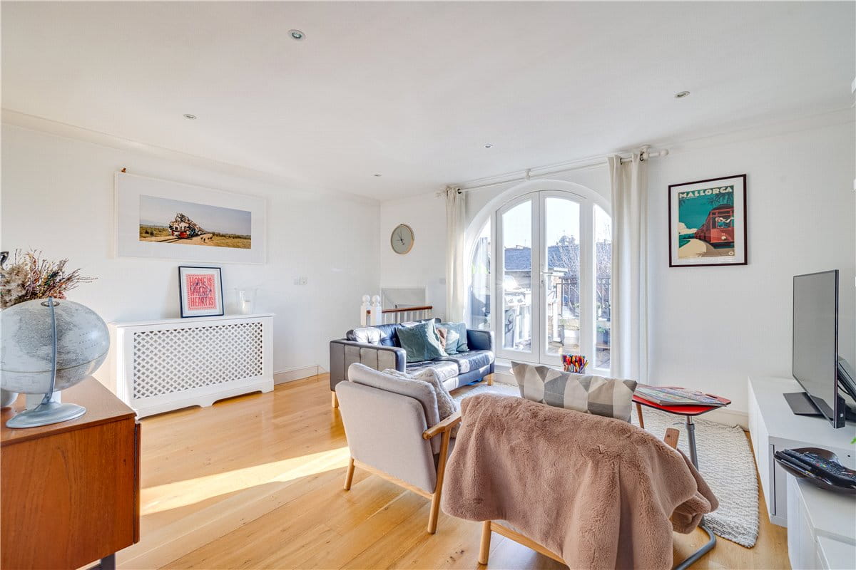 2 bedroom house, Marryat Square, Wyfold Road SW6 - Sold